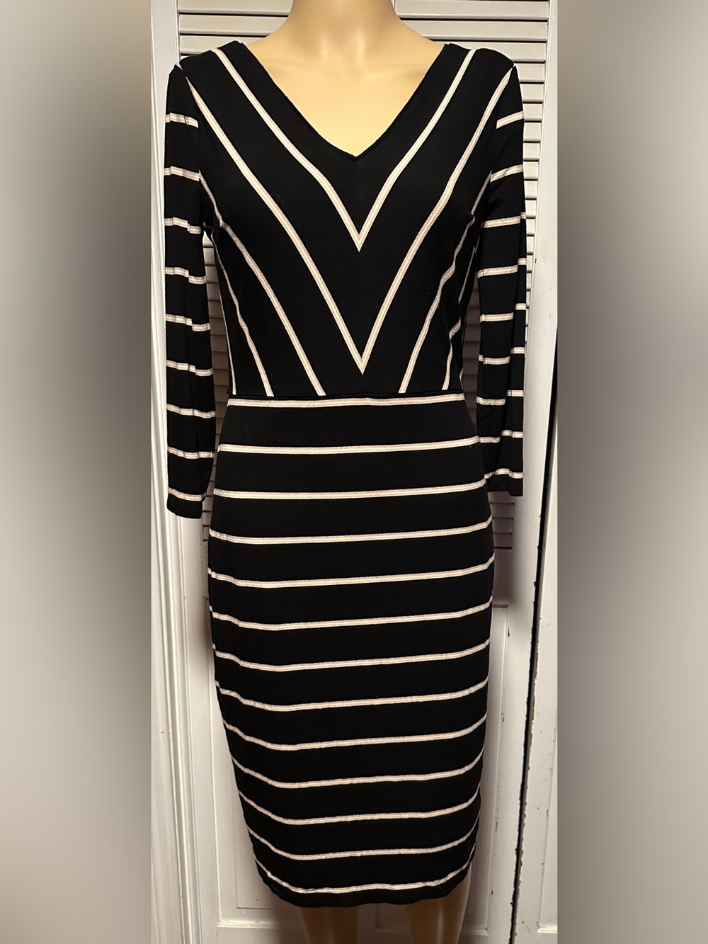 White House Black Market Striped Sheath Dress 3/4 Sleeve Black & White WHBM 4